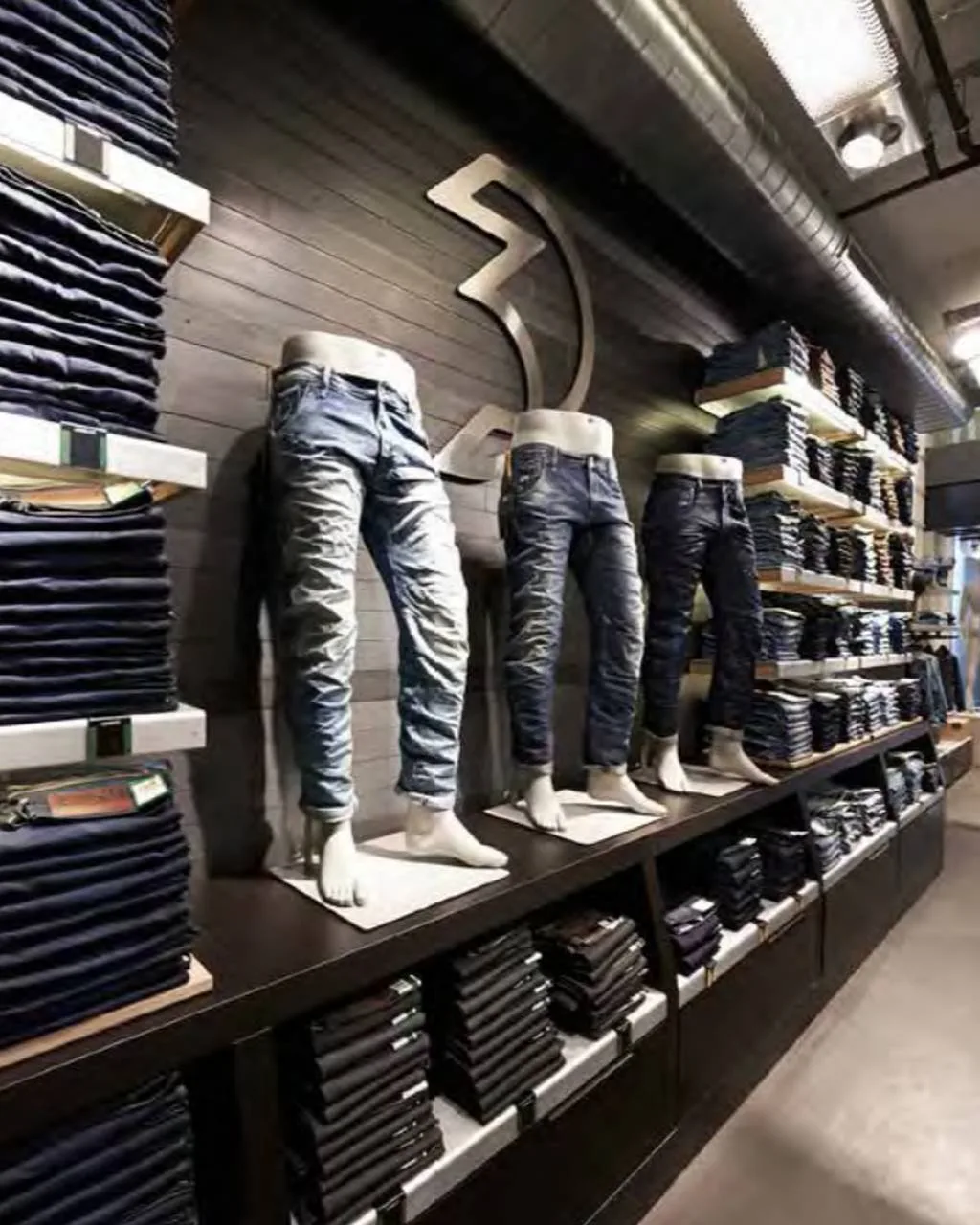 2014 G-Star monobrand store concept 2