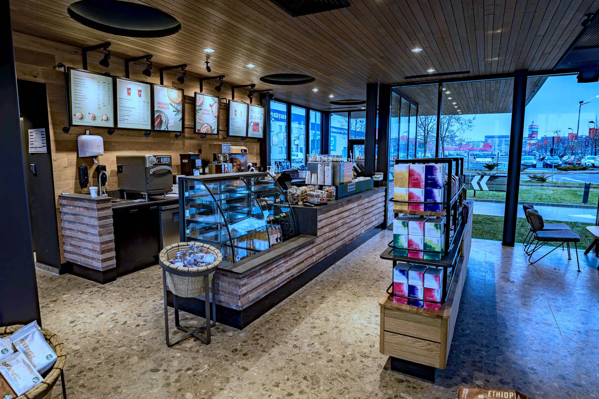 Starbucks ROE Bucharest Militari DT 17