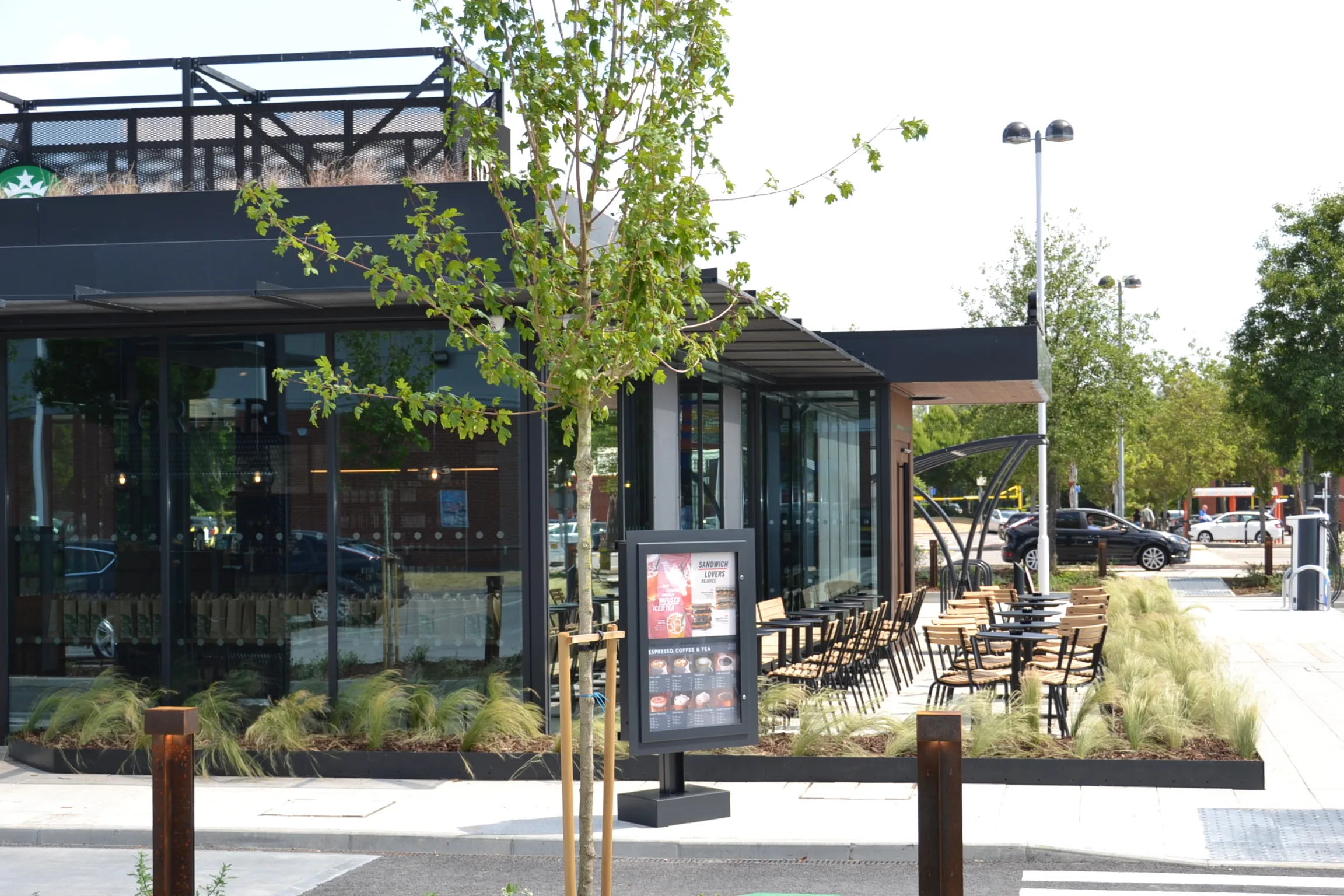 d Starbucks UK Yeading DT 2018 6