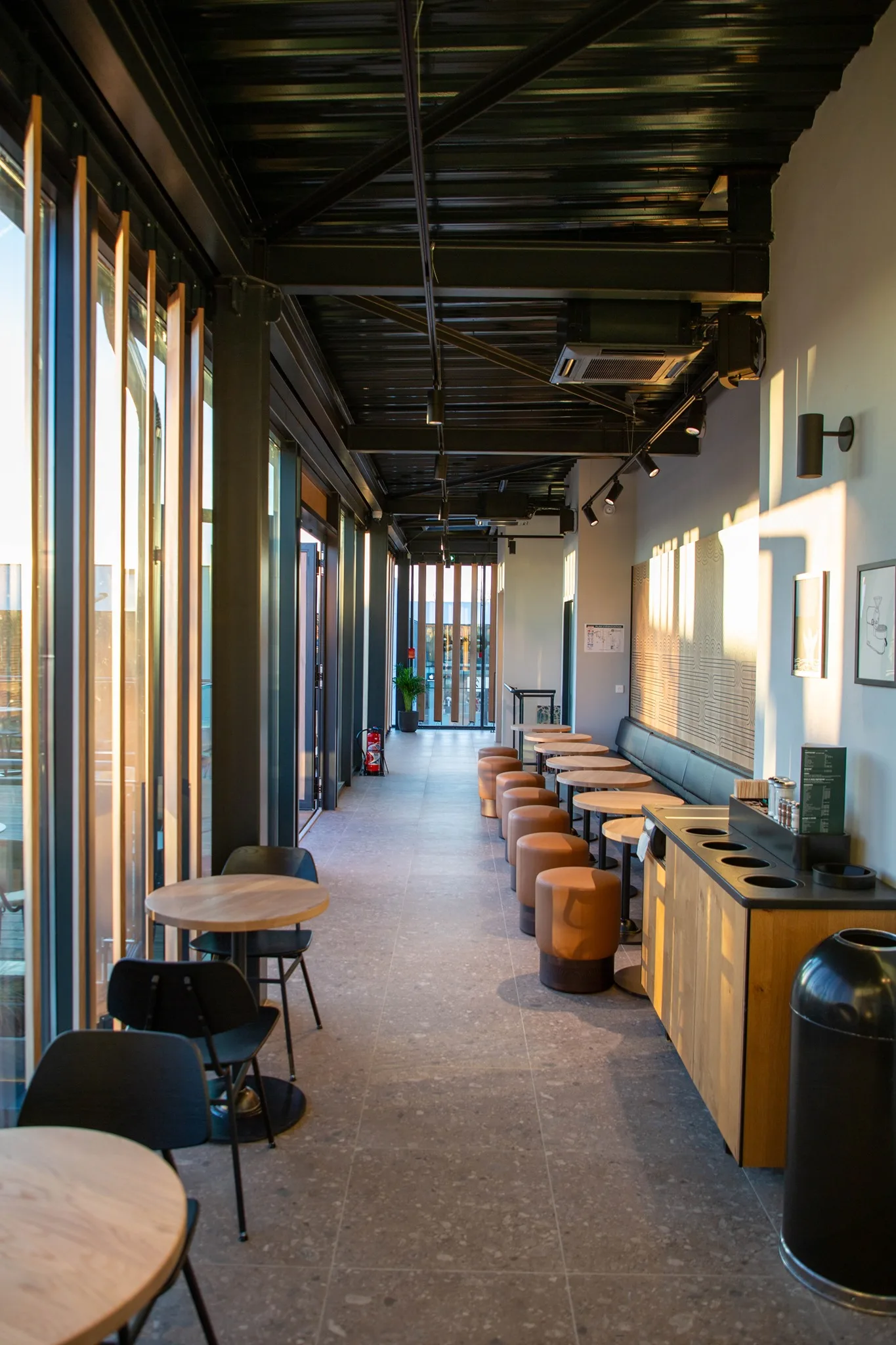 e Starbucks FR Toulouse DT Labege 2020 3