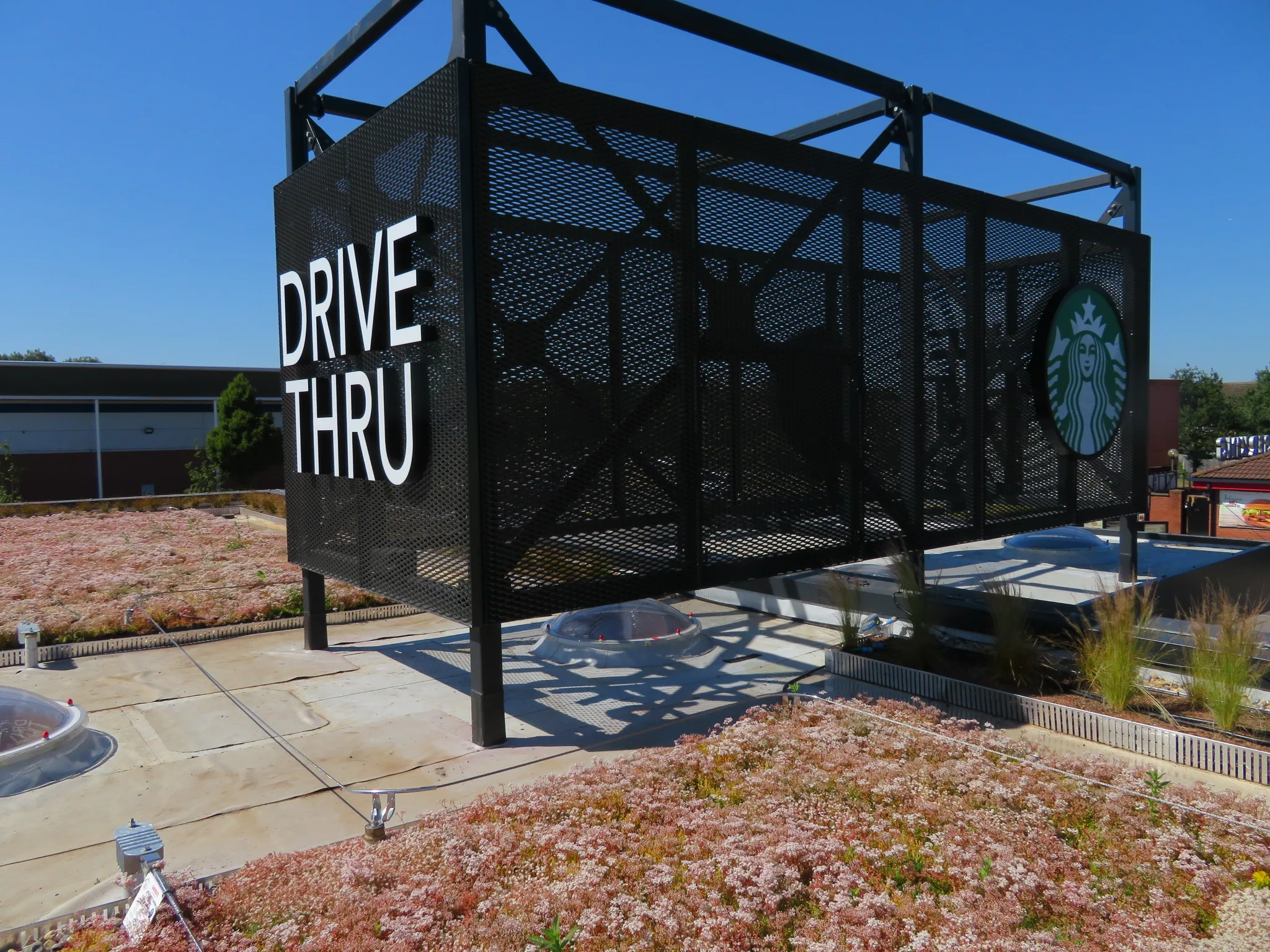 f Starbucks UK Yeading DT 2018 1